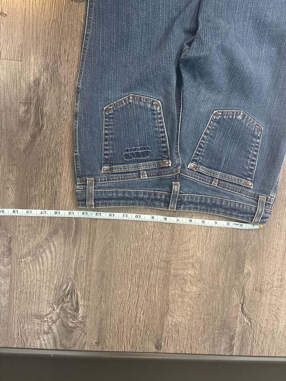 Armani Collezioni Women's Vintage Medium Wash Flare Bootcut Size 6 Denim Jeans - Picture 5 of 9